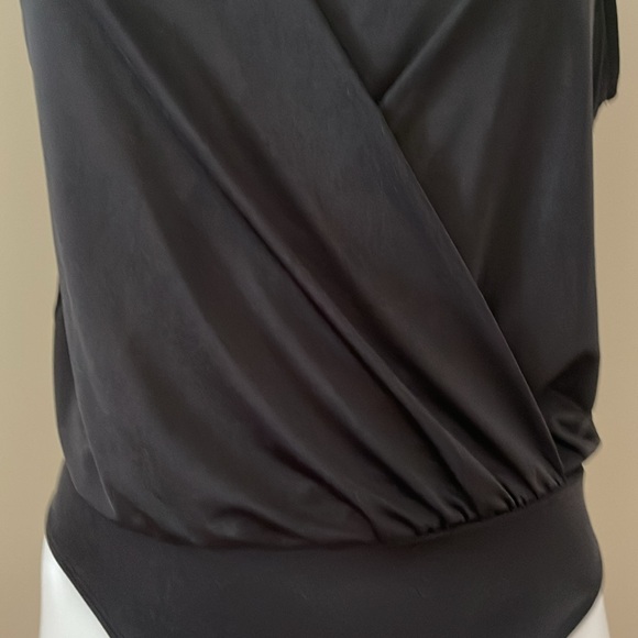 (NWT) Express Women’s Black Bodysuit, Small - Picture 12 of 15